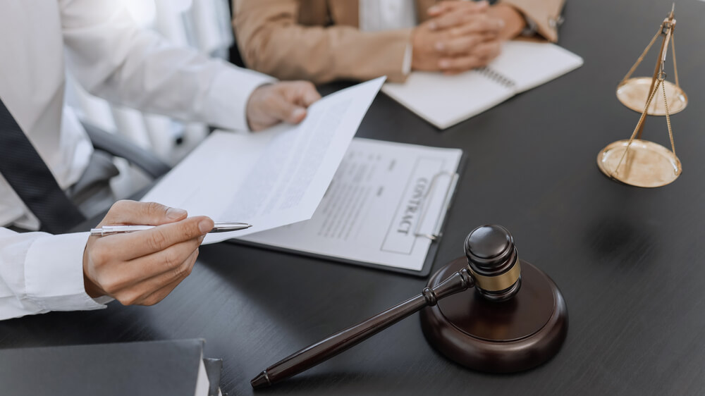 Domestic Violence Lawyers: Ultimate Guide